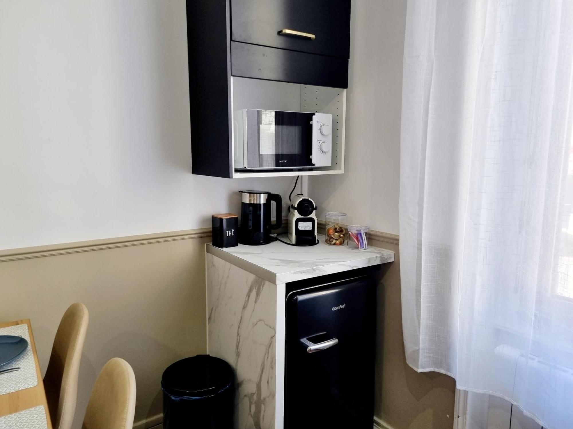 Meublés du chêne vert, cœur de Jarnac Habitación foto